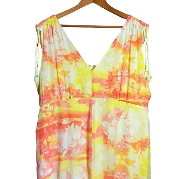 NWT! Lane Bryant v neck patterned maxi dress - Picture 3 of 15